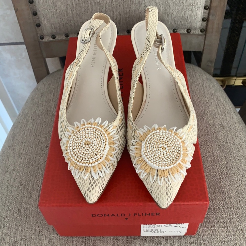 Donald J Pliner NEW DIEME SLING PYTHON print